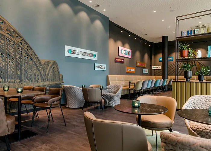 Motel One Köln-Waidmarkt